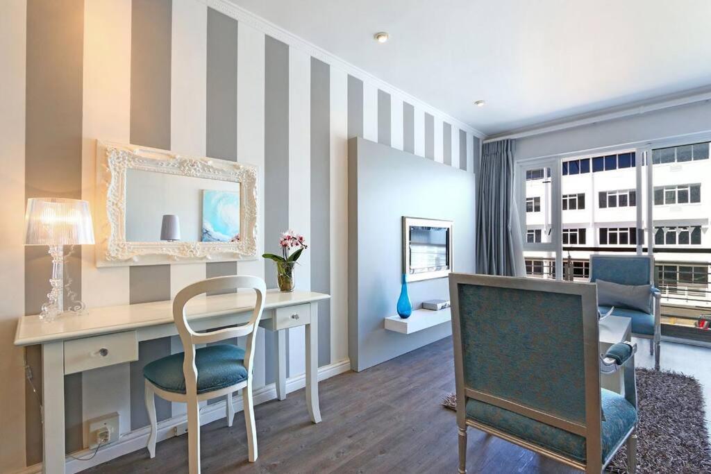 Great Location 504 The Granger